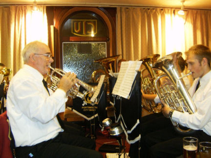 Evening Concert - Gary and Christian in the lead